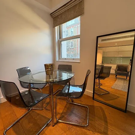 Estatesmen Selfridges Oxford Street Apartment