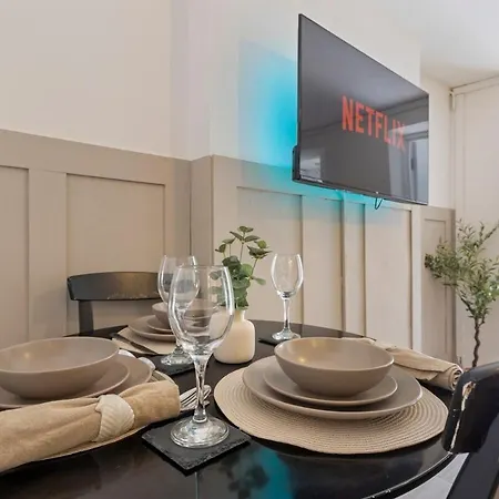 Apartment Stylish 3-bed Flat In Lewisham, Near Greenwich *