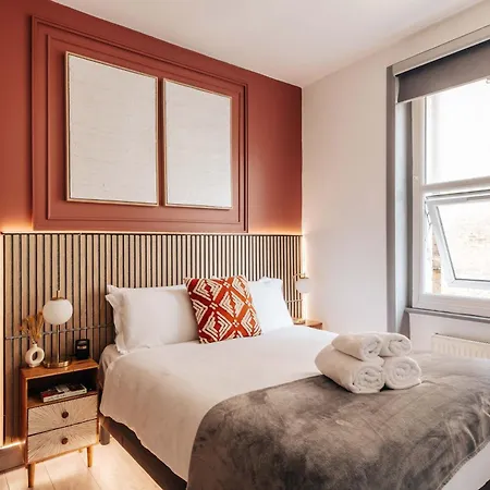 Holiday home Cosy And Modern Duplex In The Heart Of Earls Court London