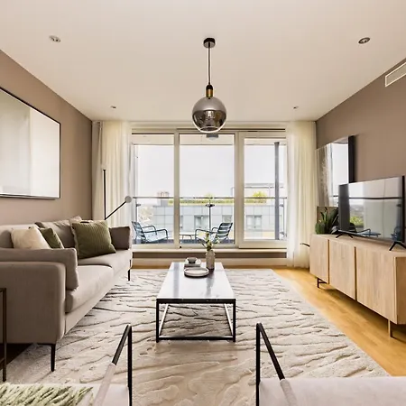 The Riverside - 3bdr With Balcony * לונדון