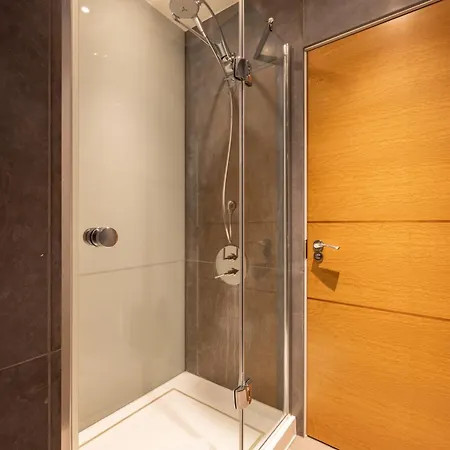 The Thames View - Stunning 3bdr With Terrace Apartment