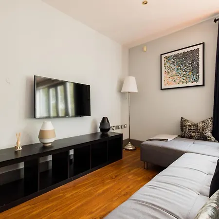 Apartman Sunshine In My Mood - 2 Bedroom Flat In Battersea London