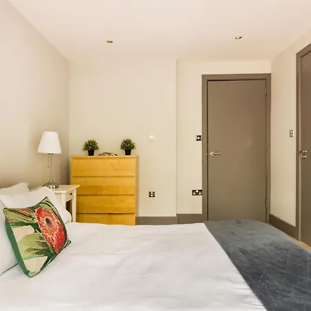 Sunshine In My Mood - 2 Bedroom Flat In Battersea * London