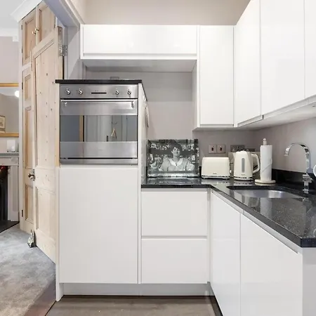 1 Bedroom Barnsbury Sanctuary London