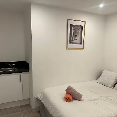 Brigstock3 Apartment Thornton Heath