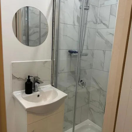 Brigstock3 * Thornton Heath