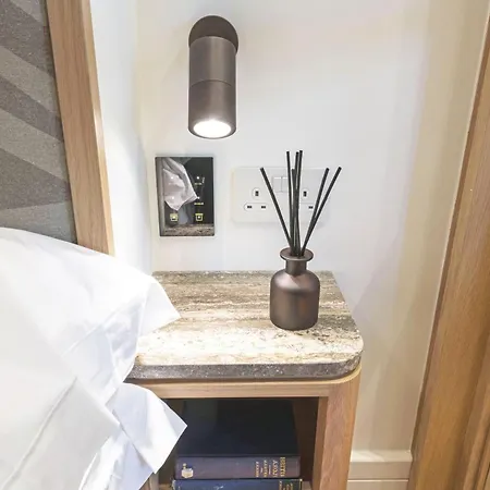 דירה Luxury Residences In Covent Garden, Steps From The Piazza לונדון