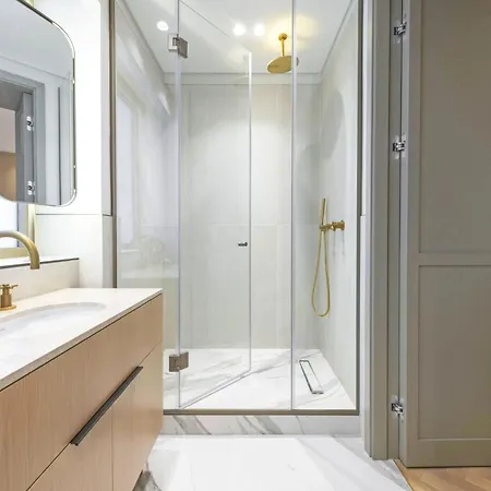 Luxury Residences In Covent Garden, Steps From The Piazza דירה