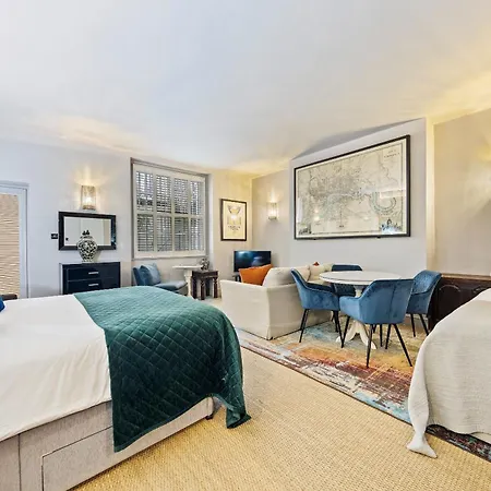 Vancouver And Hotel 3*