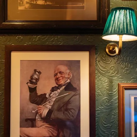The Crown Pub & Gæstehus