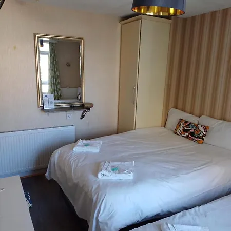Hotel Warwick Road