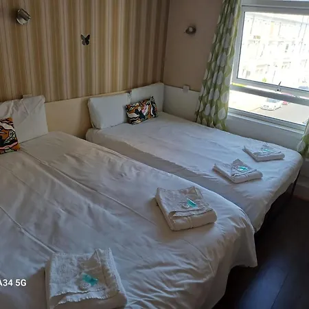 Warwick Road Hotel 2*