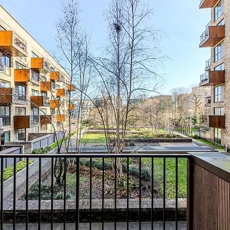 1br With Patio Near Wembley Stadium 公寓 伦敦