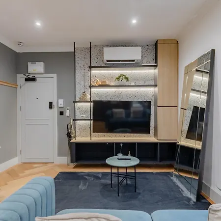 Apartment Sleek And Brilliantly Located Flat Earls Court *