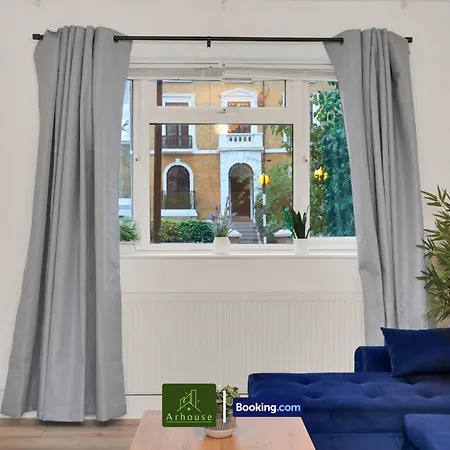 1 Bedroom By Arhouse Short Lets & Serviced Highbury With Free Wifi