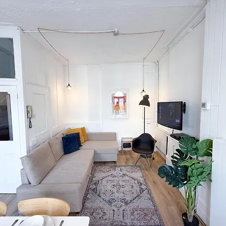 Chic 2-bedroom Flat In Farringdon Barbican Centre London