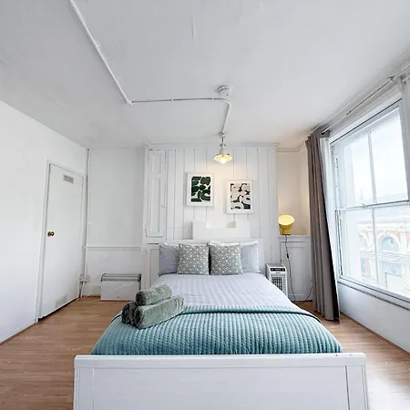Chic 2-bedroom Flat In Farringdon Barbican Centre * London