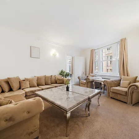 Prime Soho 3-bedroom Steps From Piccadilly And Chinatown 3gh * London