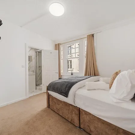 Apartment Prime Soho 3-bedroom Steps From Piccadilly And Chinatown 3gh *