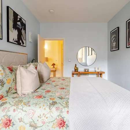 Large Modern Penthouse - 4 Beds 3 Baths By Tower Bridge לונדון