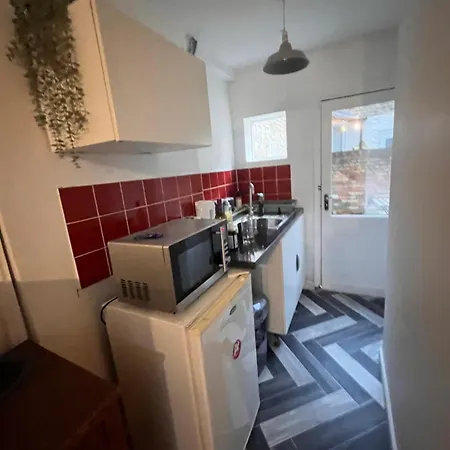 London Studio Apartment *