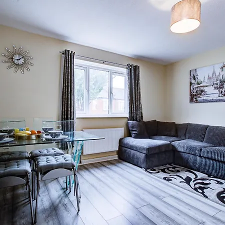 Spacious 2 Bed South London Thornton Heath