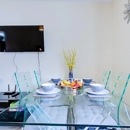 Apartment Spacious 2 Bed South London