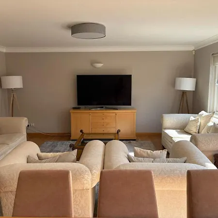 Estatesmen Mayfair Curzon Street Apartment *