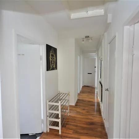 Lovely 2 Bedroom In Greater * Londýn