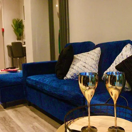 Stunning Double With Own Bathroom *