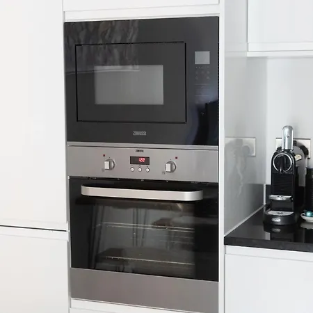 Pass The Keys Stylish Flat Near Charlton Station Apartment *