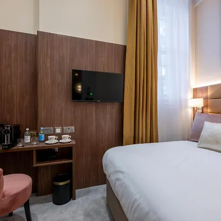Hotel Grand Concerto 4*