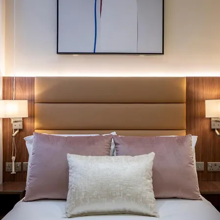 Hotel Grand Concerto 4*