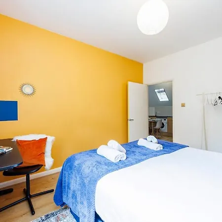 Colourful And Cozy Near Station - New Cross - Goldsmith Lejlighed London