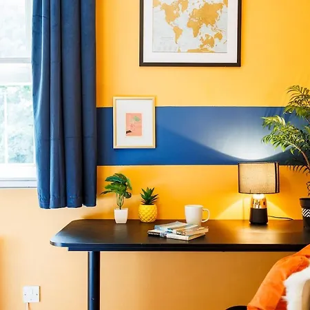 Colourful And Cozy Near Station - New Cross - Goldsmith *