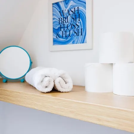 Colourful And Cozy Near Station - New Cross - Goldsmith