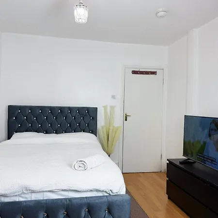 Homestay Big In East Ham *