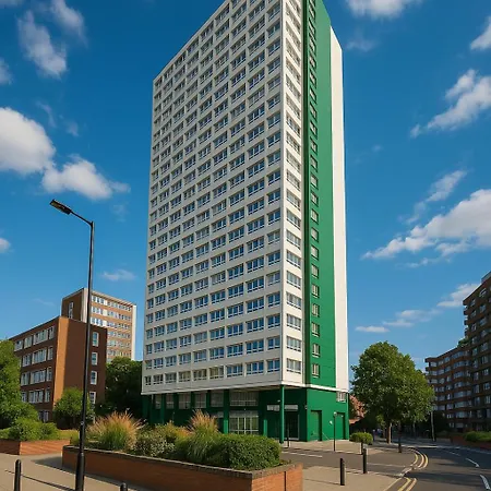 33m Near Canary Wharf Homestay *