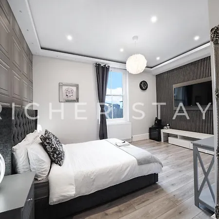 Hotel Hackney - En-suite & Amenities 4*