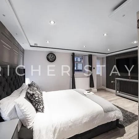 Hackney - En-suite & Amenities 4*