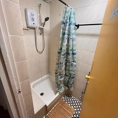 Guest house E2 *