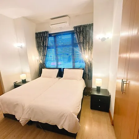 Superb In Willesden Green, 10mins To Appartamento *