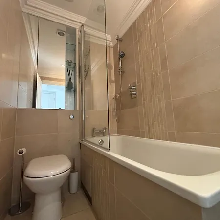 Warm And Welcoming 1bd Flat In East * London