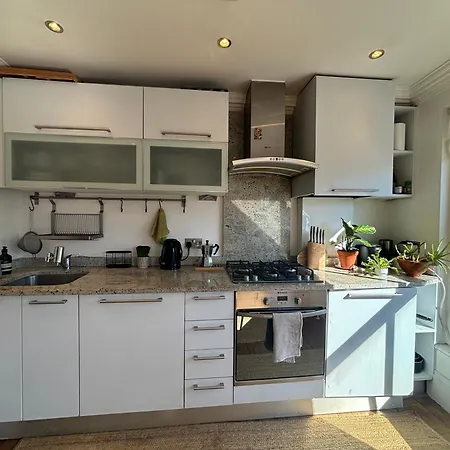 Warm And Welcoming 1bd Flat In East Apartment