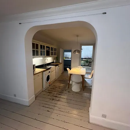 Chelsea 1-bed Flat With Patio Apartamento *
