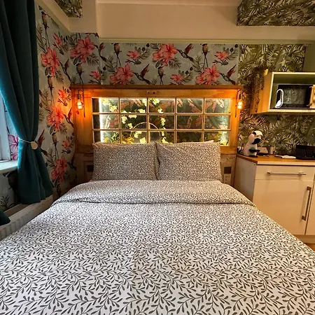 Rest Boutique Notting Hill Guest house London