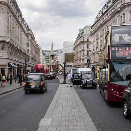 Sonder Oxford Circus