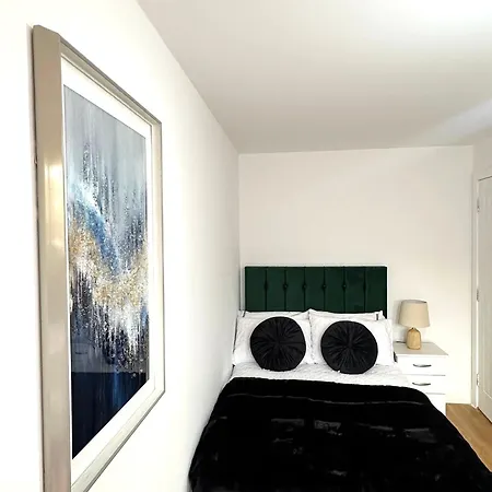 Apartment Elegant Spacious Modern 2 Bedroom - Whitechapel - 5mins To Aldgate Station London