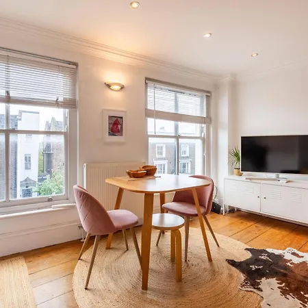 Warm And Welcoming 1bd Flat In East Apartment *