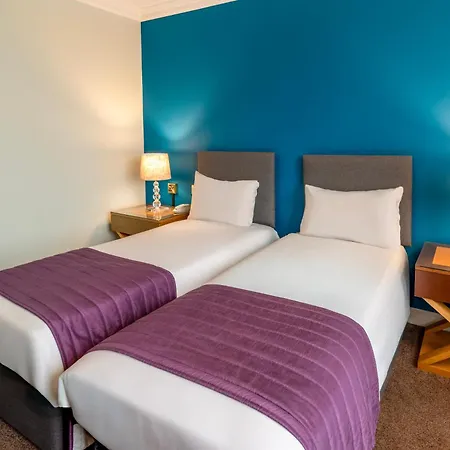 Hotel Britannia International Canary Wharf 4*